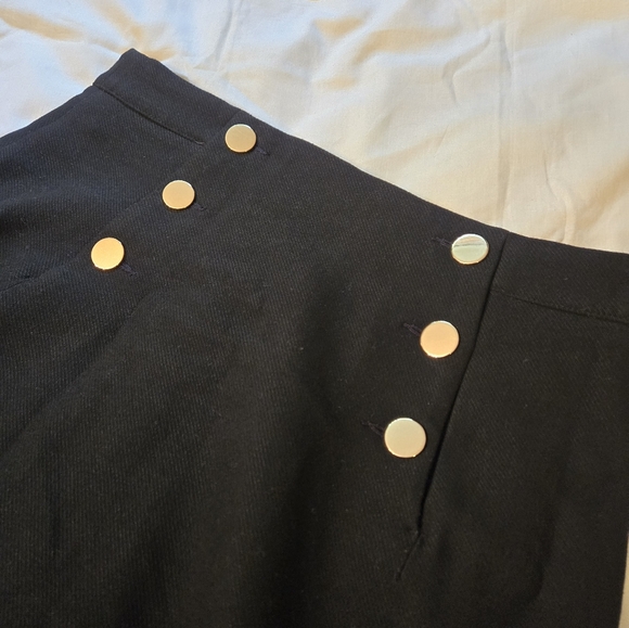 4/$26 Black H&M Pencil Skirt with Gold Buttons - Picture 2 of 8